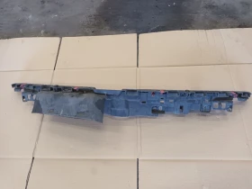 Основа предна броня опел инсигния 2.0д 