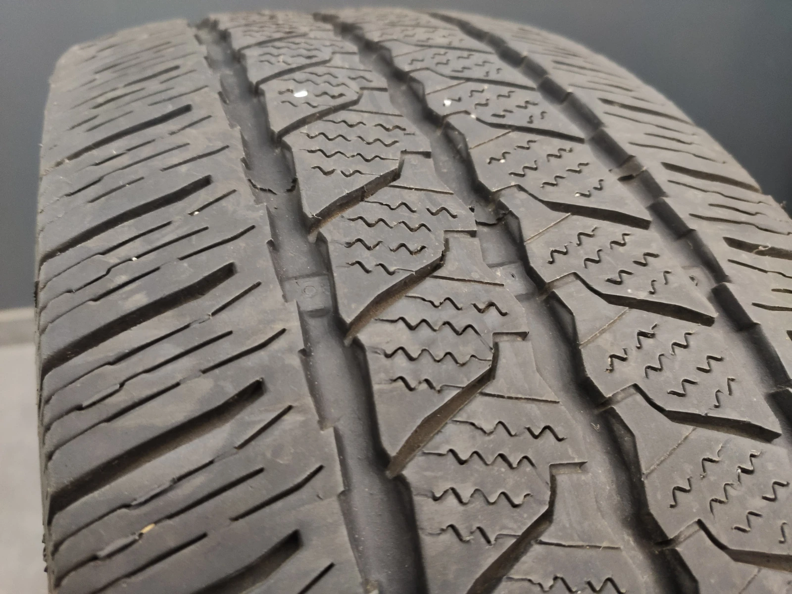  235/65R16 | Mobile.bg   2