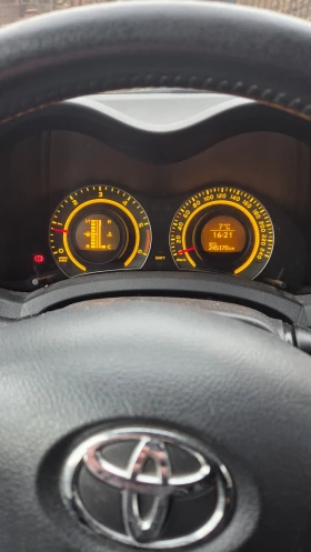 Toyota Auris, снимка 9