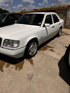 Mercedes-Benz E 200 124, снимка 4