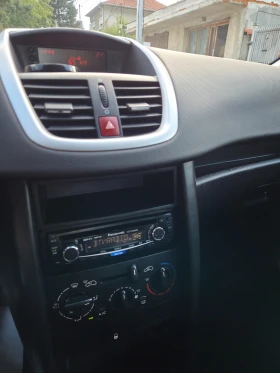 Peugeot 207 1.4i 75к.с. УНИКАЛНО, снимка 13
