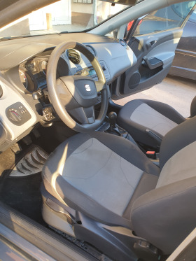 Seat Ibiza 5D Reference , снимка 7 - Автомобили и джипове - 45965587