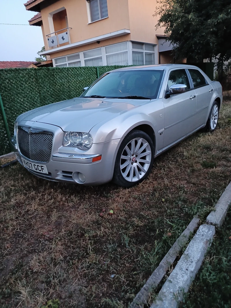 Chrysler 300c 3.0CRD, снимка 2 - Автомобили и джипове - 51893829