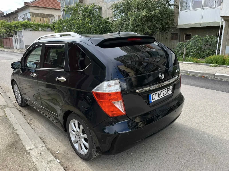 Honda Fr-v, снимка 12 - Автомобили и джипове - 52368894