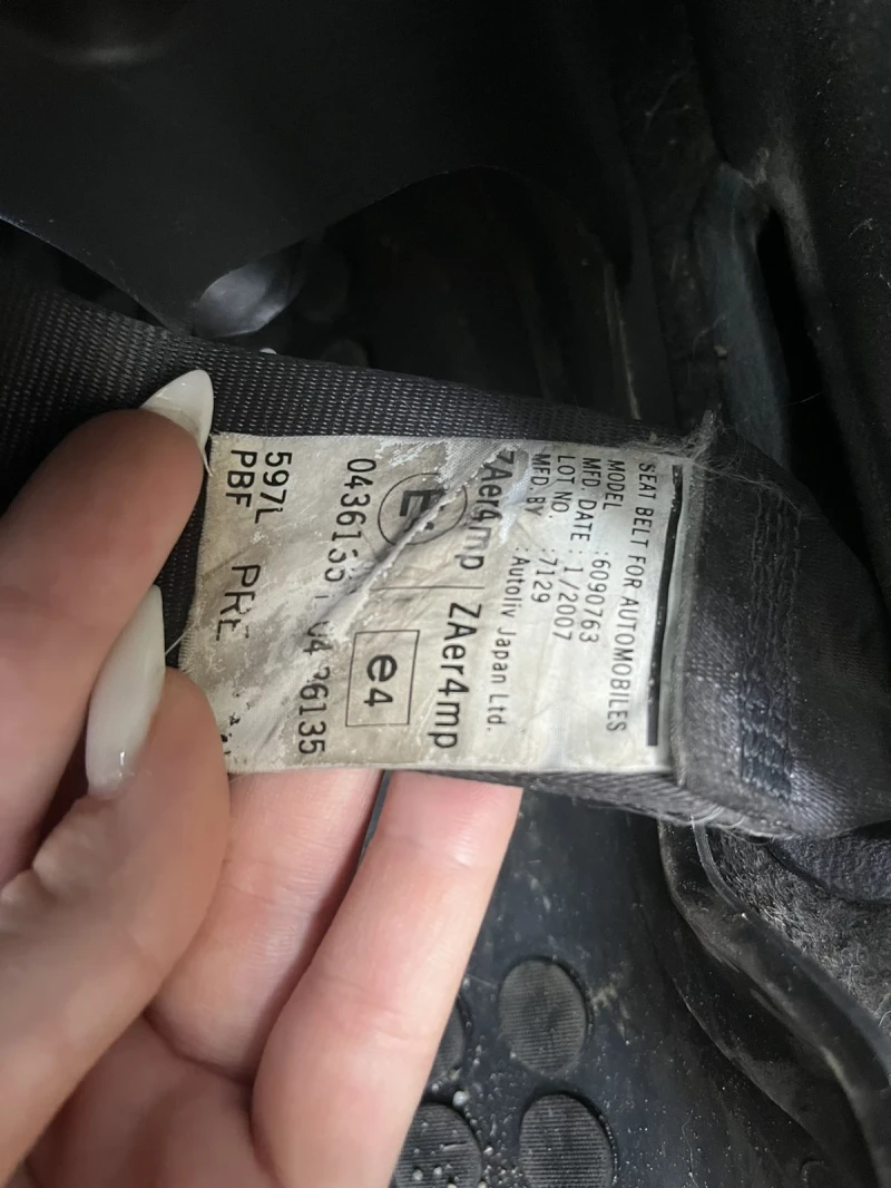 Honda Fr-v, снимка 2 - Автомобили и джипове - 52368894