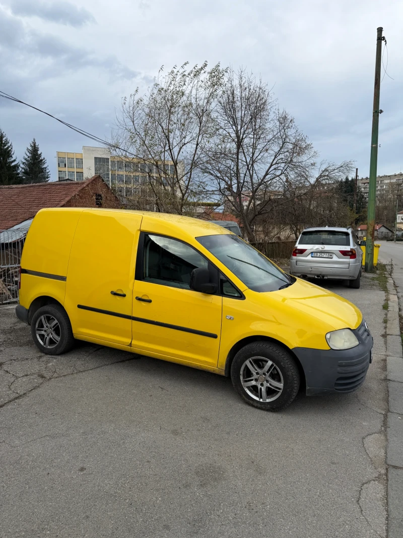 VW Caddy, снимка 6 - Автомобили и джипове - 52548596