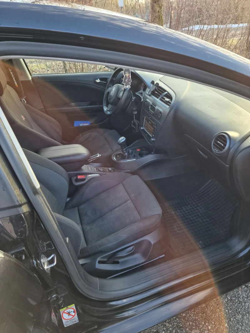 Seat Leon Fr, снимка 4 - Автомобили и джипове - 53155741