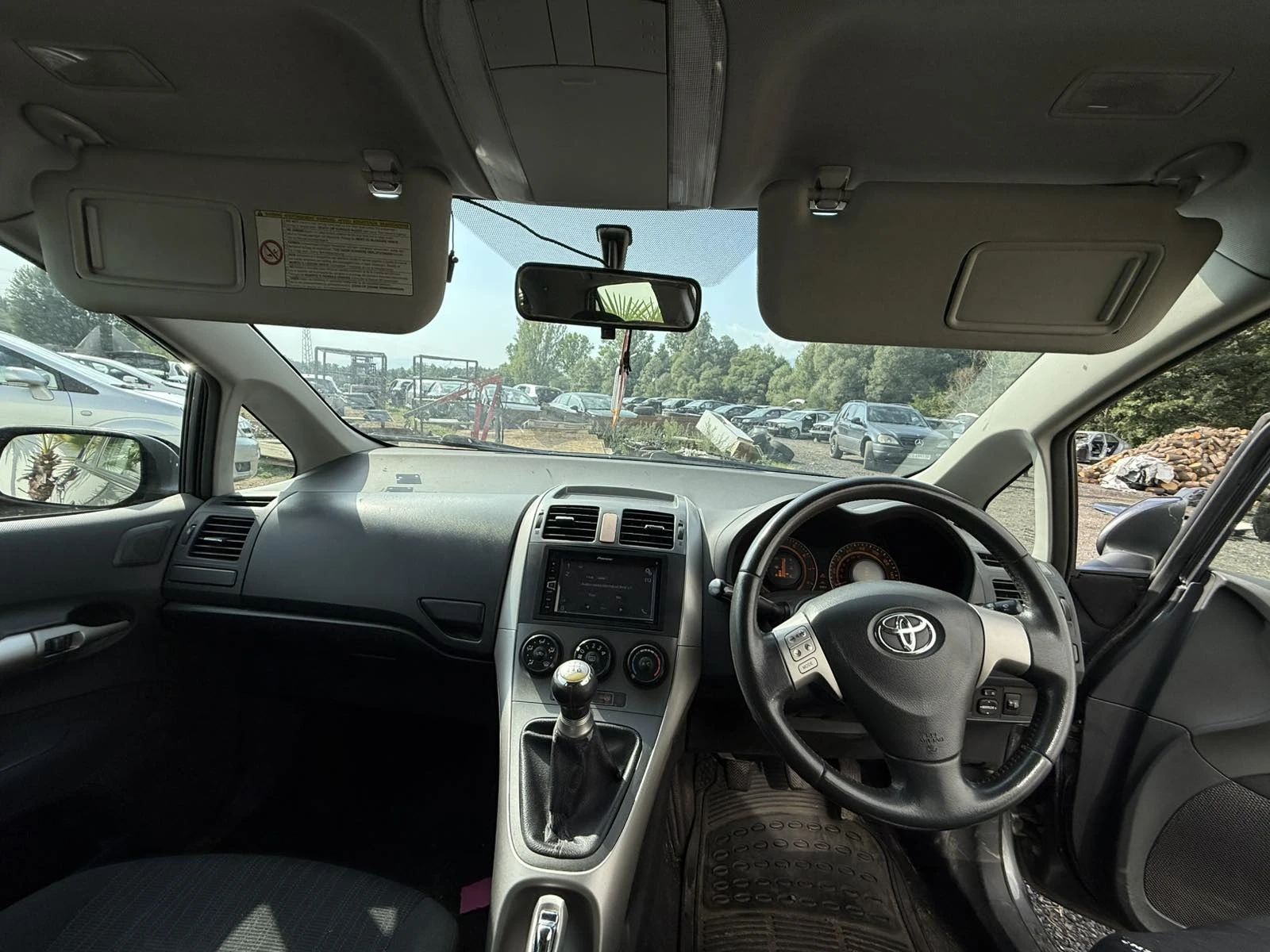 Toyota Auris 1.6 Dual VVT-i, 124 к.с НА ЧАСТИ, снимка 12 - Автомобили и джипове - 52982343