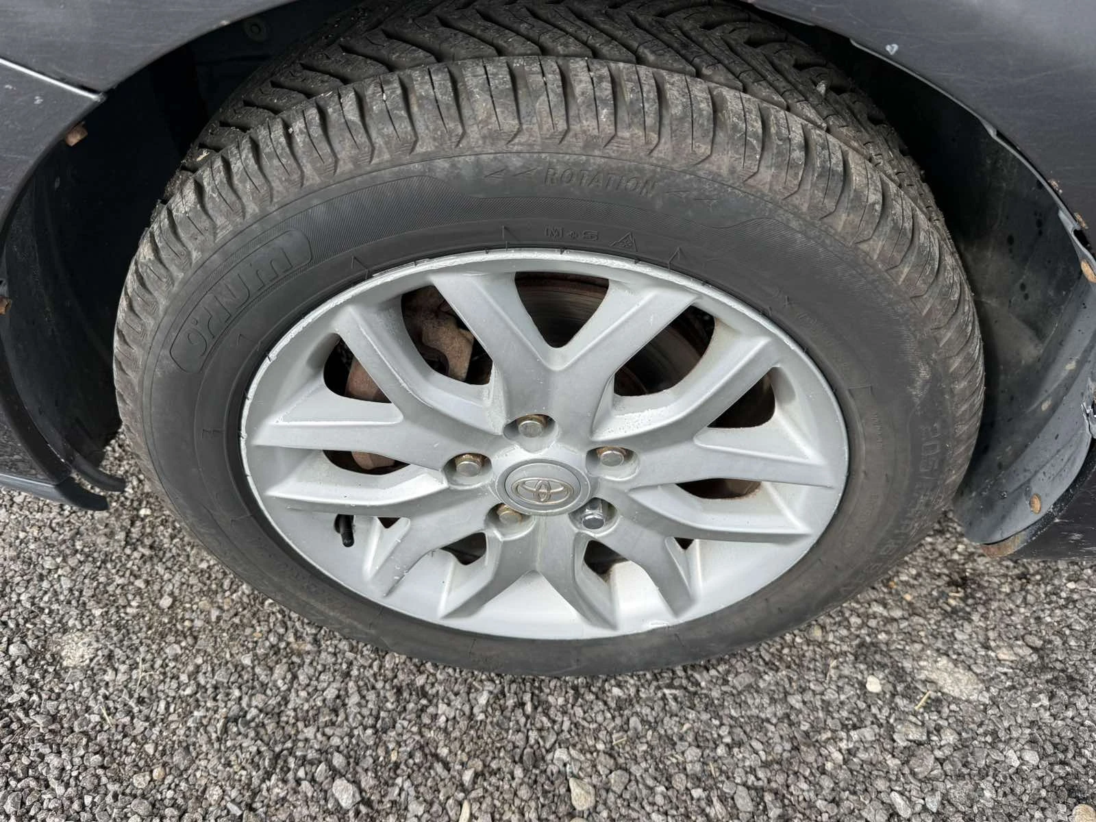 Toyota Auris 1.6 Dual VVT-i, 124 к.с НА ЧАСТИ, снимка 9 - Автомобили и джипове - 52982343