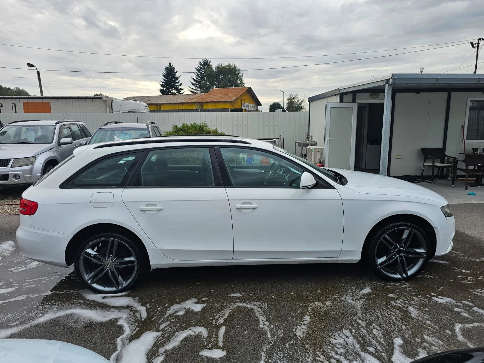 Audi A4 2.0TDI - изображение 5