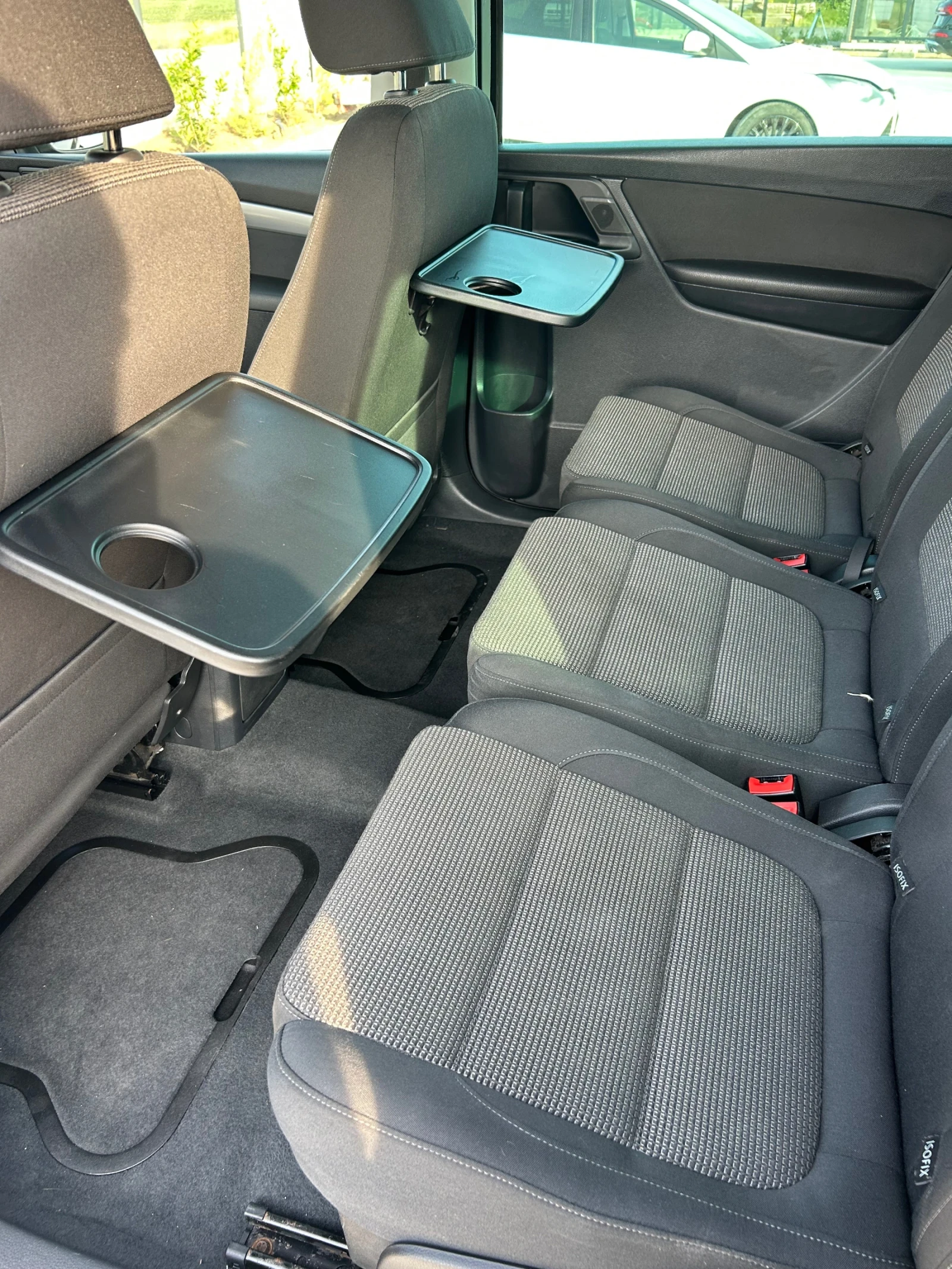 VW Sharan 2.0 TDI, 140hp,  - изображение 10