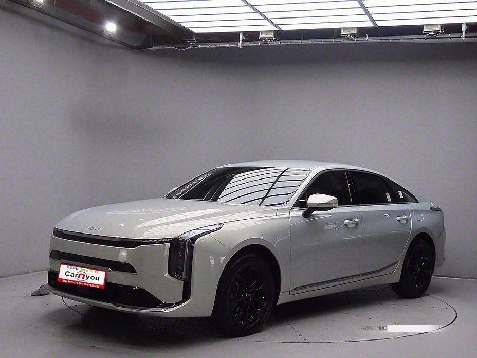 Kia K8 3.5 LPG 2WD Nobleless | Mobile.bg   1