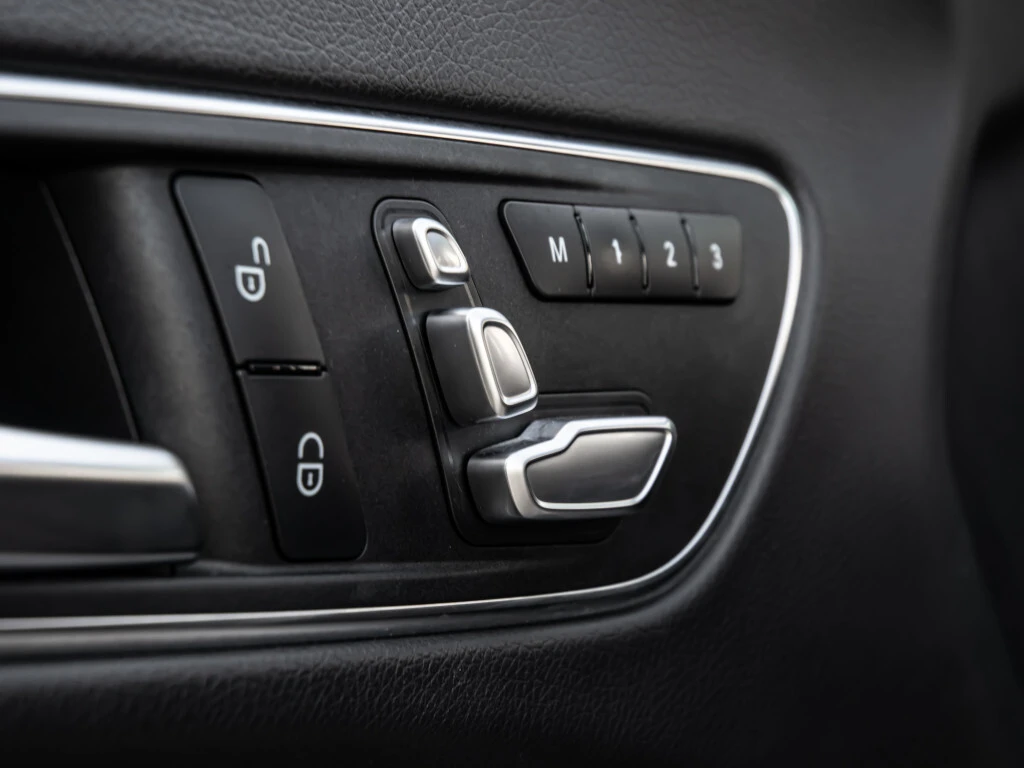 Mercedes-Benz CLA 250 4MATIC* BLACK LEATHER* MEMORY SEATS*  | Mobile.bg   9