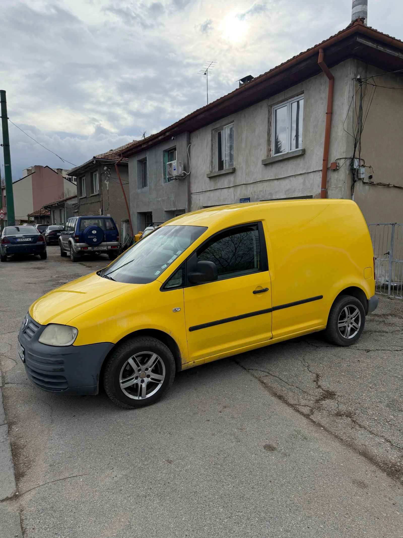 VW Caddy | Mobile.bg   2