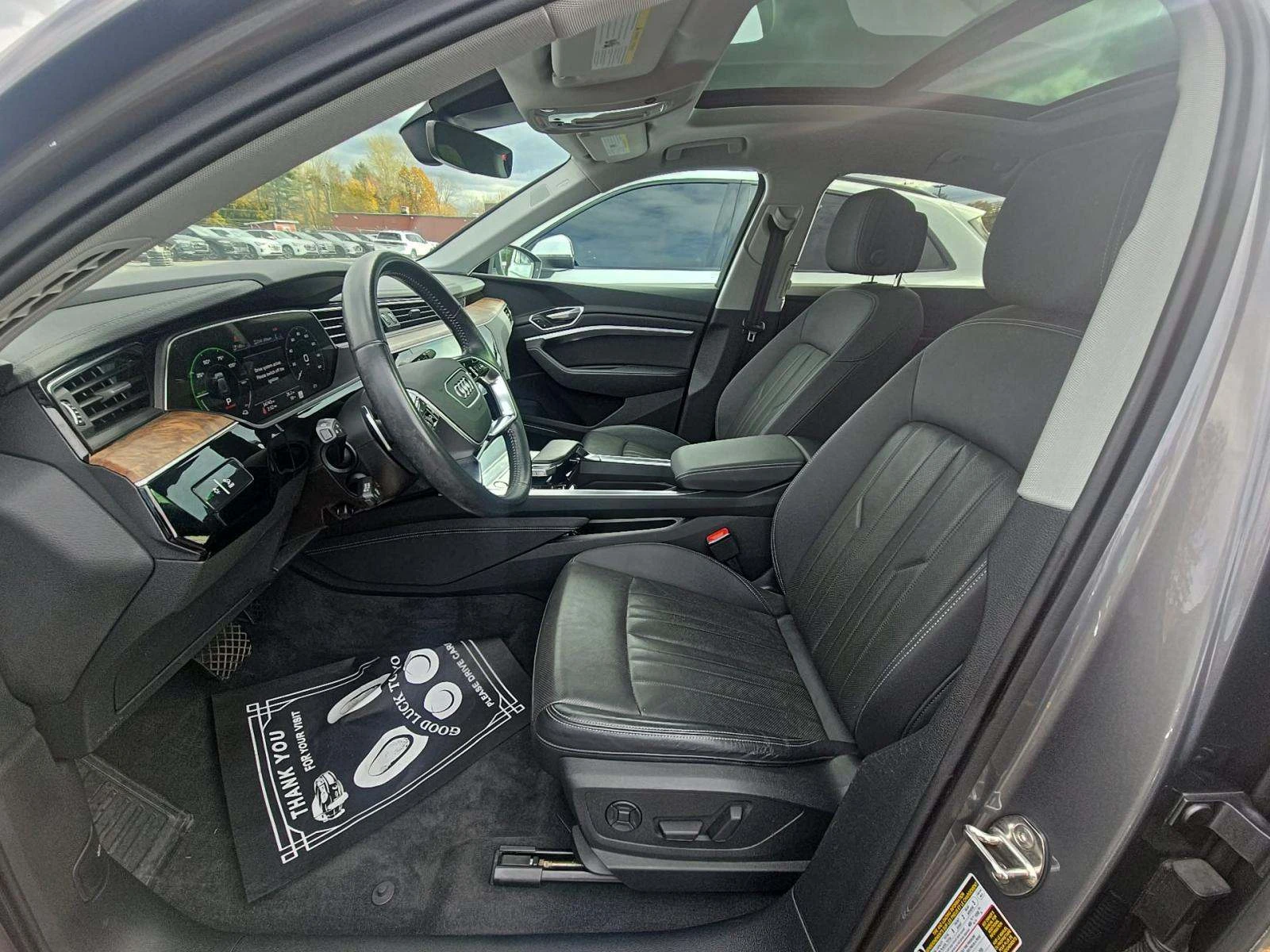 Audi E-Tron Sportback Premium Plus - изображение 5