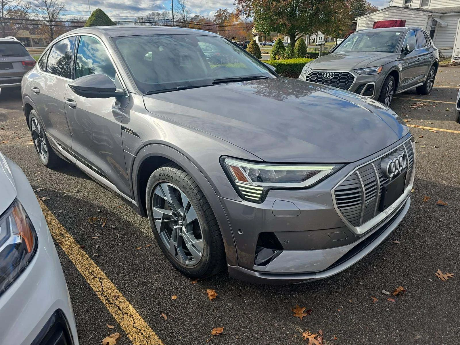 Audi E-Tron Sportback Premium Plus - изображение 2