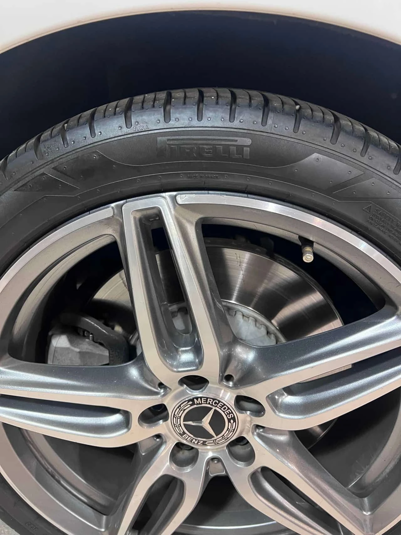 Mercedes-Benz E 400  CARFAX / DISTRONIC / BURMESTER/ ОБДУХВАНЕ /CABRIO, снимка 7 - Автомобили и джипове - 53824546