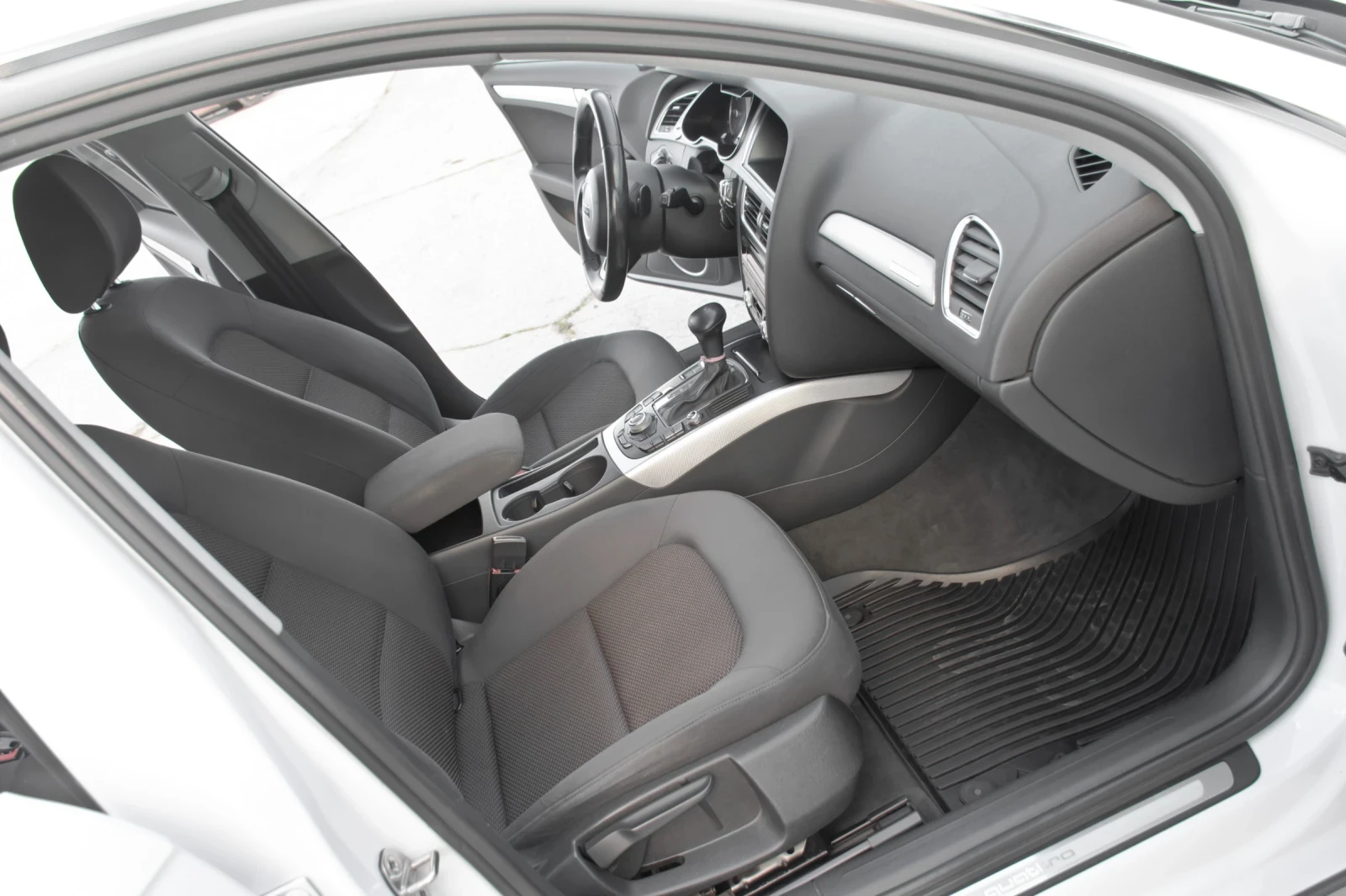 Audi A4 Allroad DRIVE SELECT/BANG & OLUFSEN , снимка 9 - Автомобили и джипове - 53936621