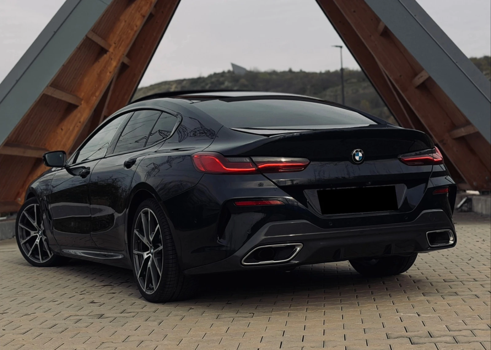 BMW 840 i M-Sport, снимка 2 - Автомобили и джипове - 54263778