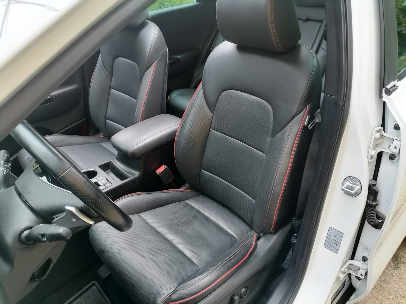 Kia Sportage ВСИЧКИ ЕКСТРИ, снимка 17 - Автомобили и джипове - 54422071
