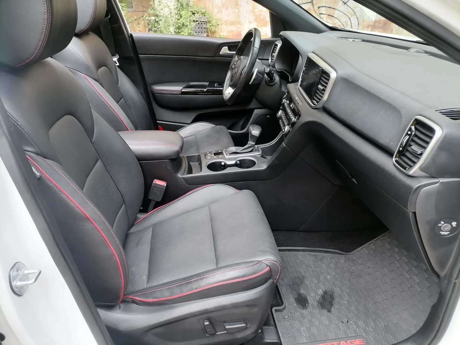 Kia Sportage ВСИЧКИ ЕКСТРИ, снимка 15 - Автомобили и джипове - 54422071