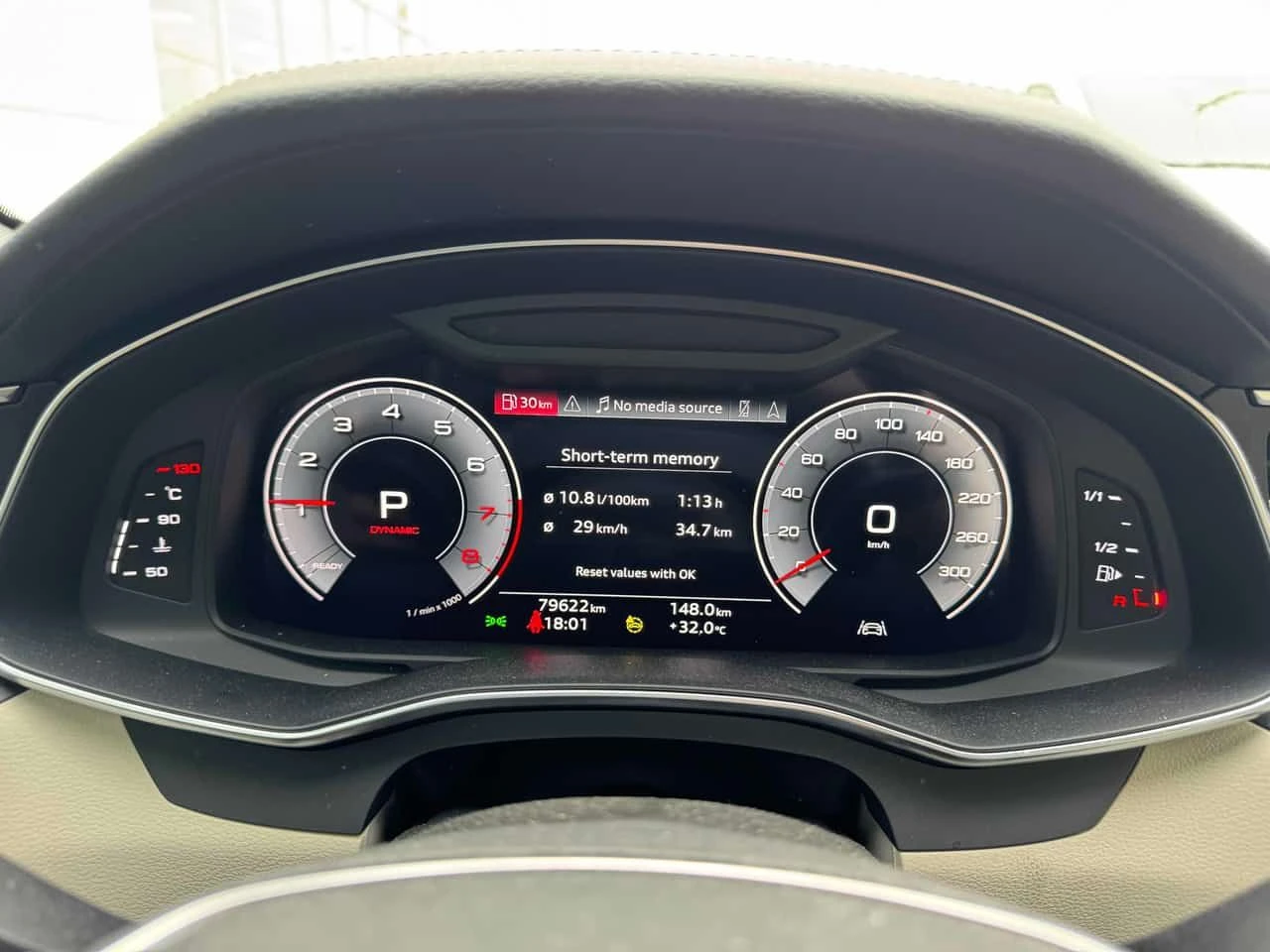 Audi A6 Progressiv  CARFAX, снимка 8 - Автомобили и джипове - 54807433