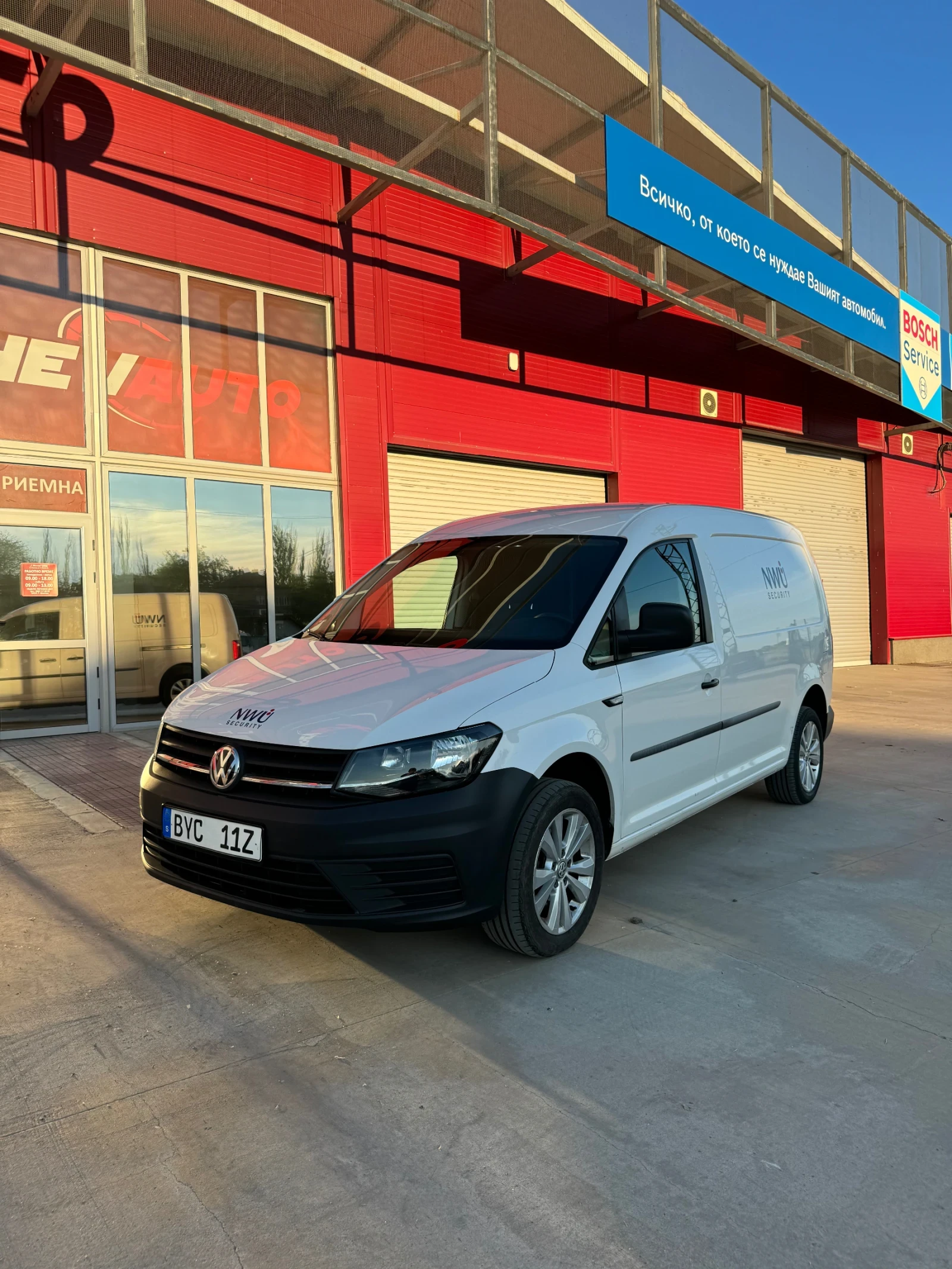 VW Caddy 1.4 TGi MAXI