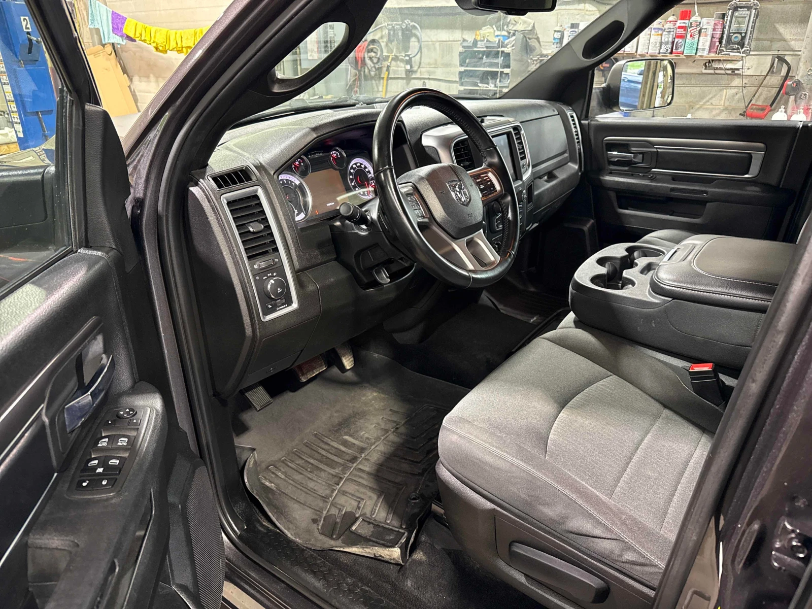 Dodge Avenger 5.7L 8cyl 4WD | Mobile.bg � ����������� 5