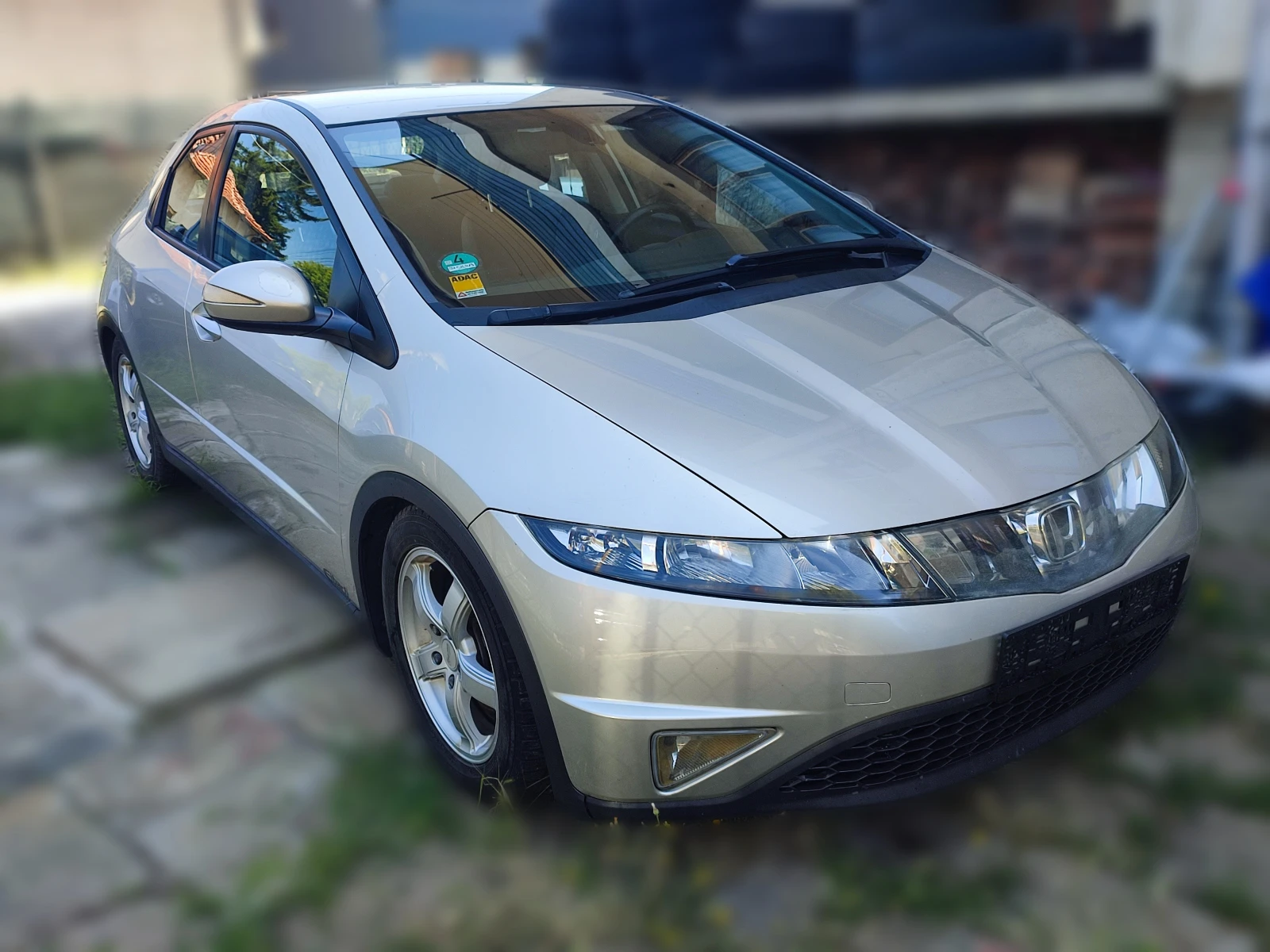 Honda Civic 1.8 VTEC Sport, снимка 3 - Автомобили и джипове - 55530615