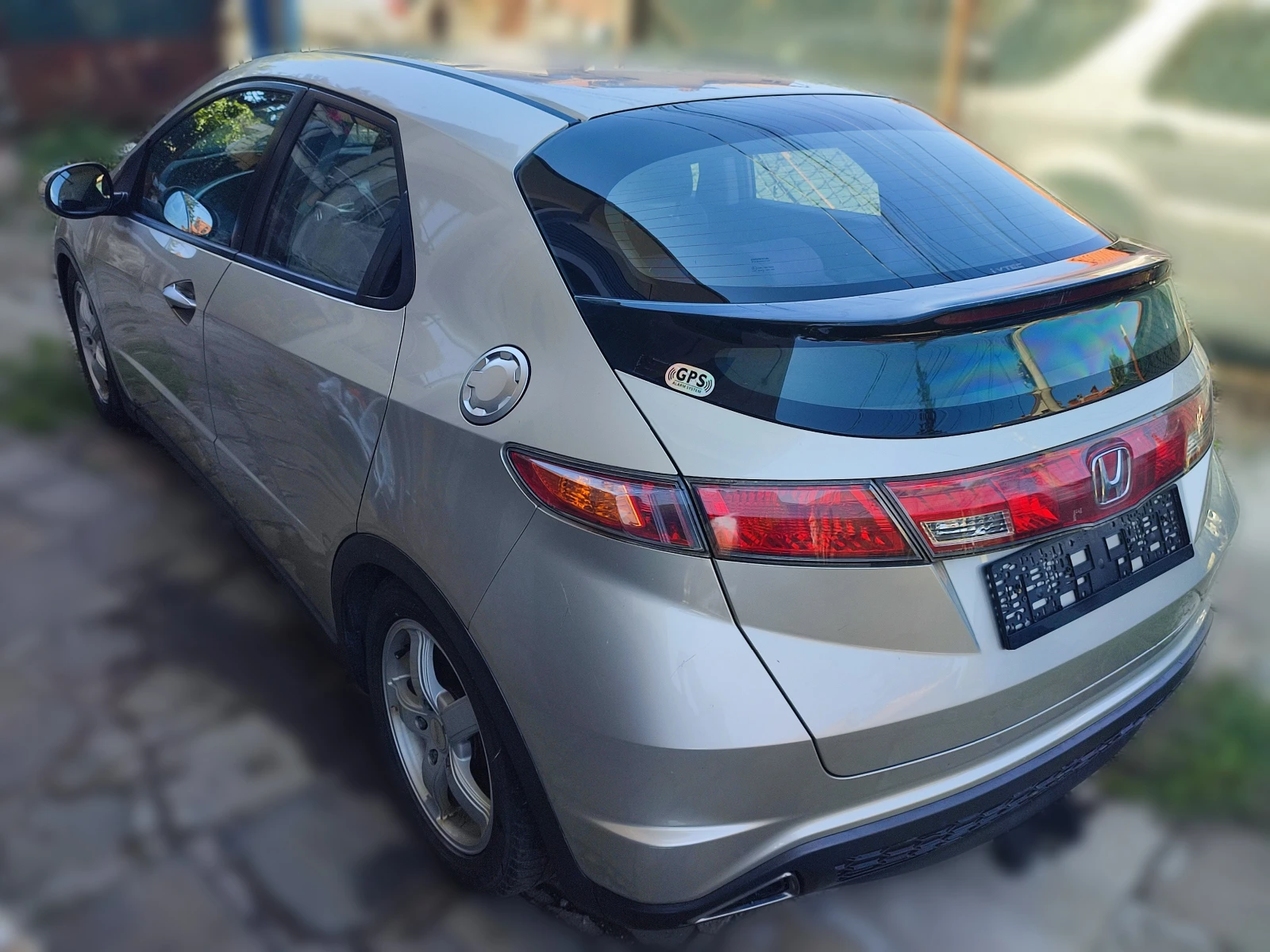 Honda Civic 1.8 VTEC Sport, снимка 6 - Автомобили и джипове - 55530615