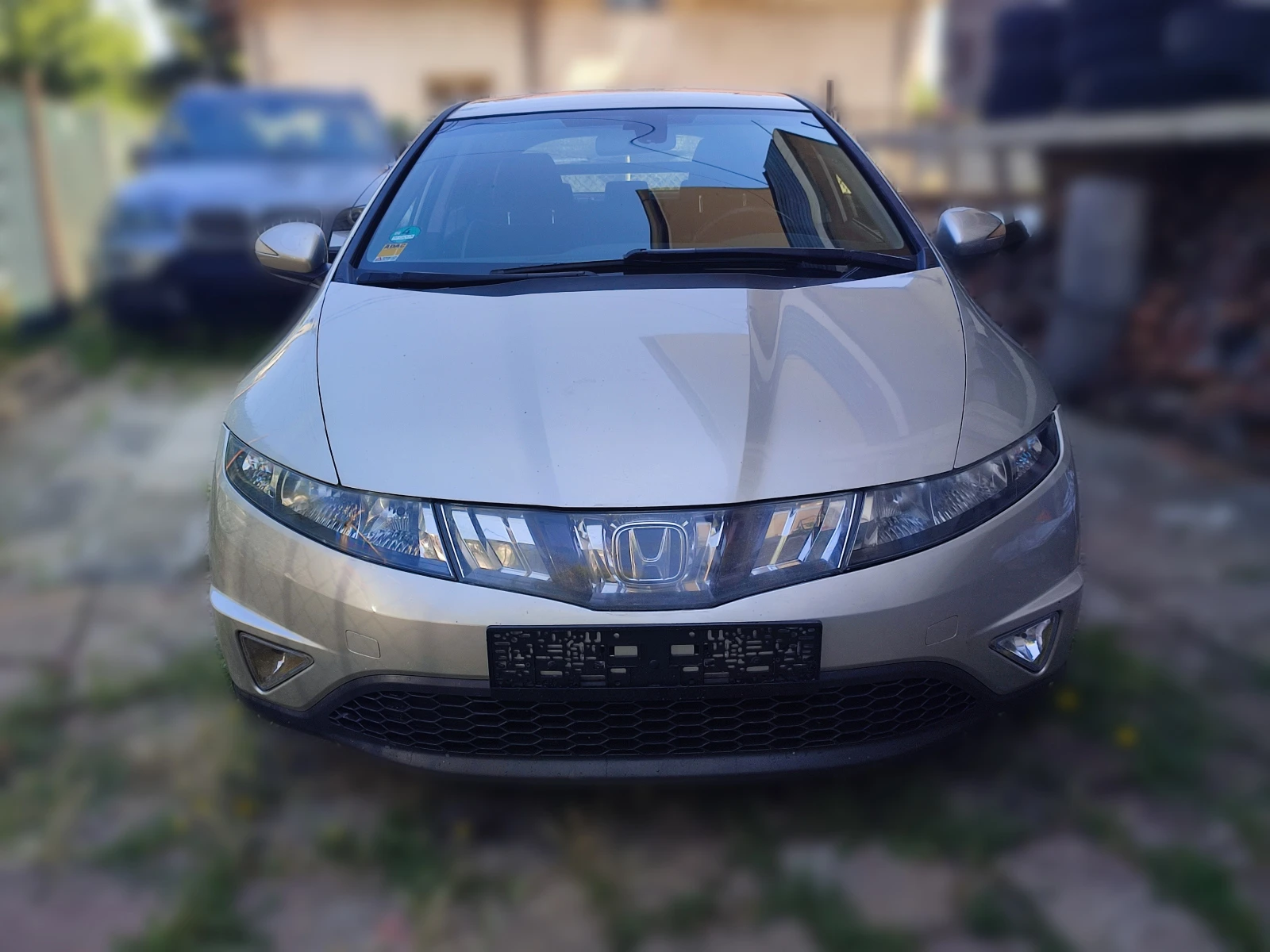 Honda Civic 1.8 VTEC Sport, снимка 2 - Автомобили и джипове - 55530615