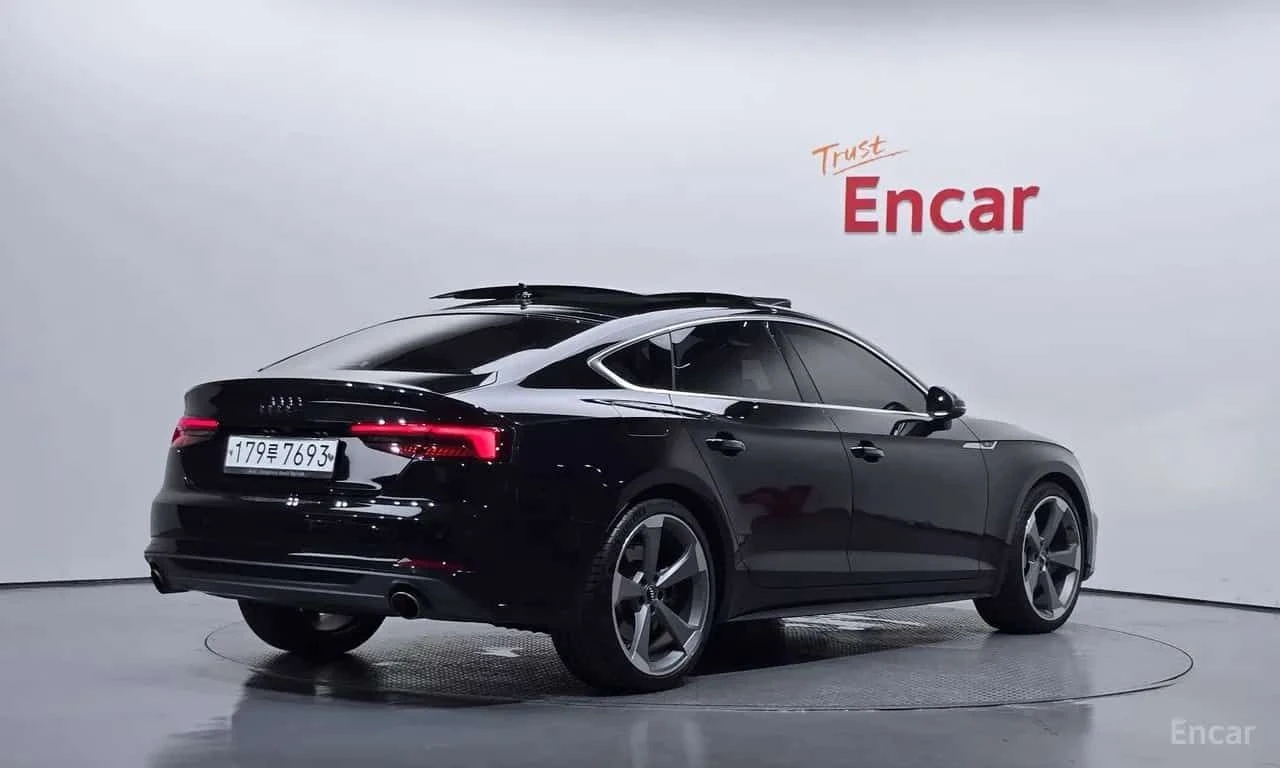 Audi A5 45 TFSI Quattro Premium Sportback , снимка 2 - Автомобили и джипове - 55694944