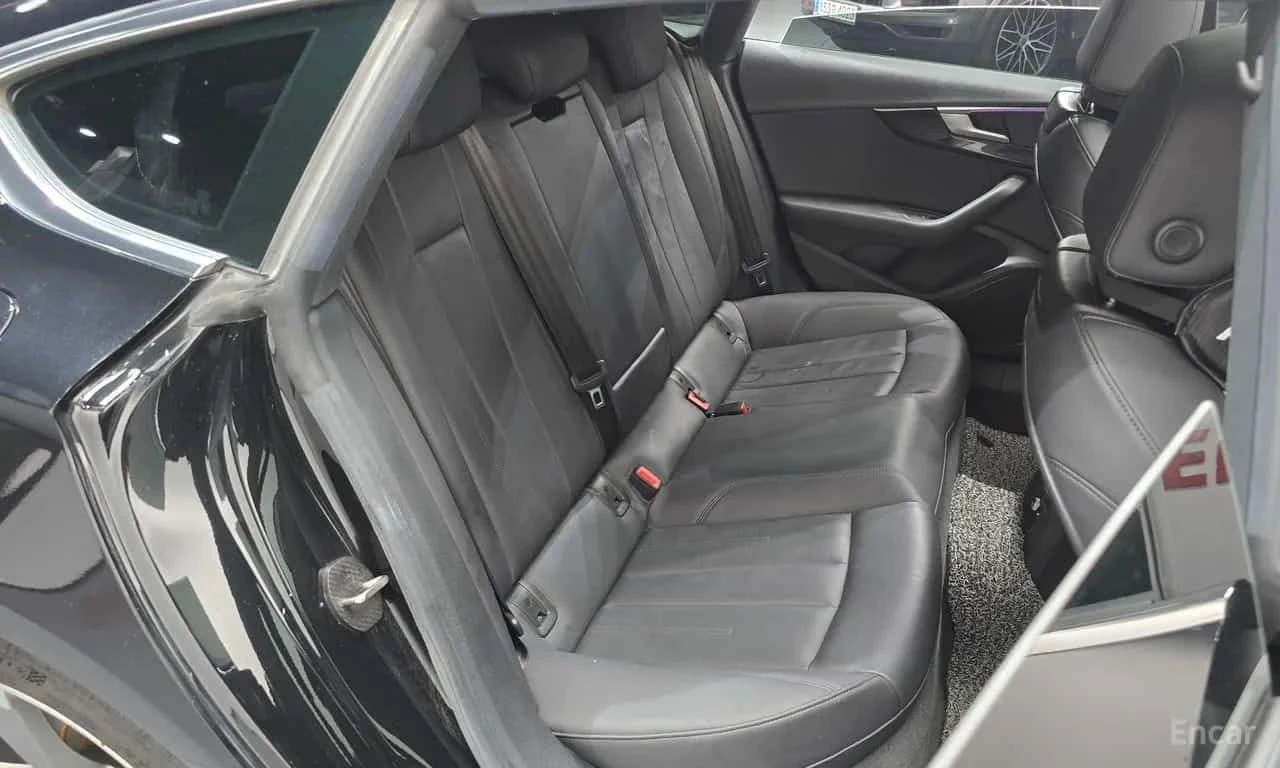 Audi A5 45 TFSI Quattro Premium Sportback , снимка 11 - Автомобили и джипове - 55694944