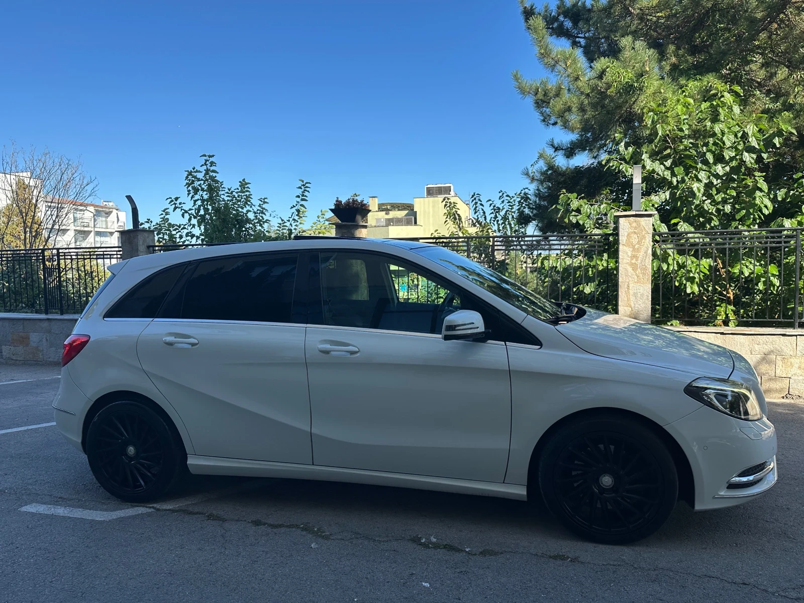 Mercedes-Benz B 220 2.2cdi Panorama, снимка 4 - Автомобили и джипове - 55890066