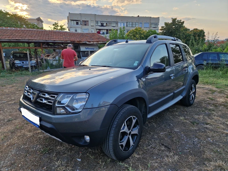 Dacia Duster, снимка 3 - Автомобили и джипове - 47493226