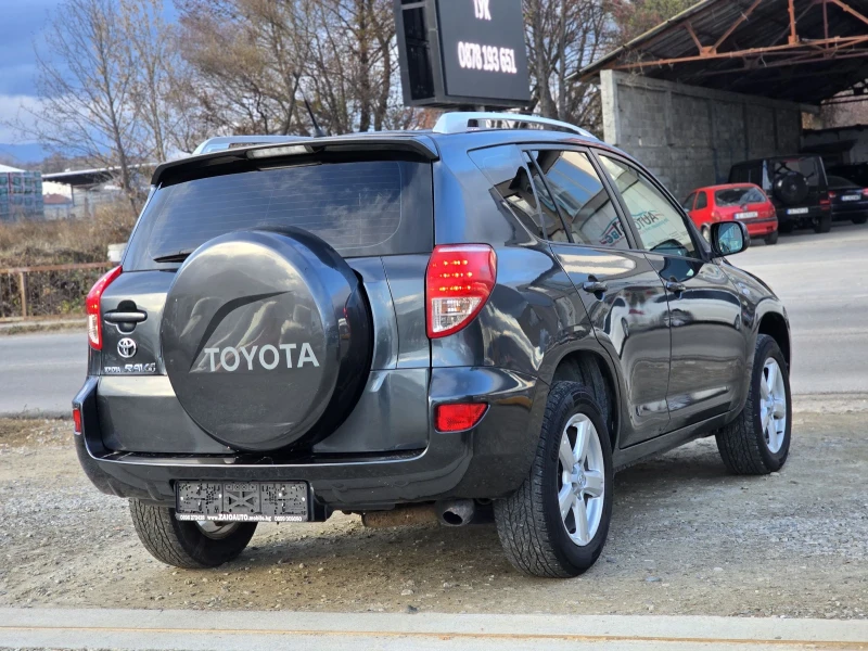 Toyota Rav4 2.2 D4D 4X4 136Hp , снимка 5 - Автомобили и джипове - 48043344