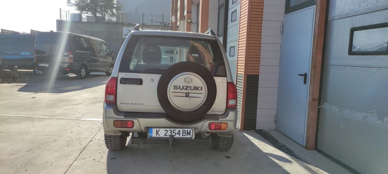 Suzuki Grand vitara, снимка 4 - Автомобили и джипове - 48519882