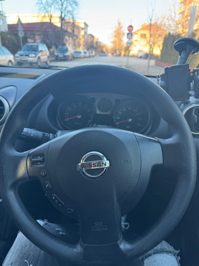 Nissan Qashqai, снимка 3 - Автомобили и джипове - 48602605