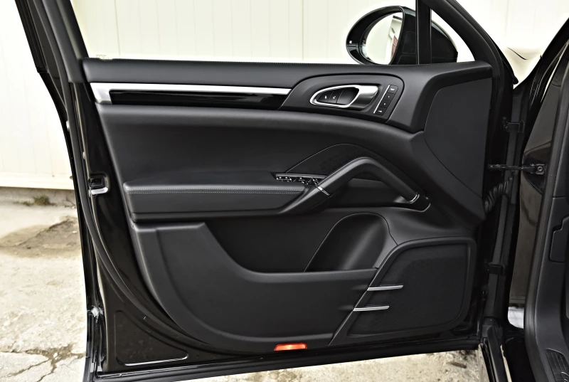 Porsche Cayenne S 4.2TDI V8 GTS-OPTIC 360 2xFACE LED EXLUSIVE FULL, снимка 15 - Автомобили и джипове - 49305164