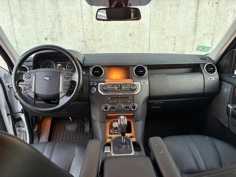 Land Rover Discovery 4x4/5.0/LR4/HSE/V8/Auto/PANO/3TV/Kam/NAVI/H&K/TOP!, снимка 7 - Автомобили и джипове - 51737994