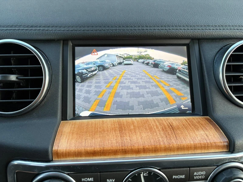 Land Rover Discovery 4x4/5.0/LR4/HSE/V8/Auto/PANO/3TV/Kam/NAVI/H&K/TOP!, снимка 9 - Автомобили и джипове - 51737994