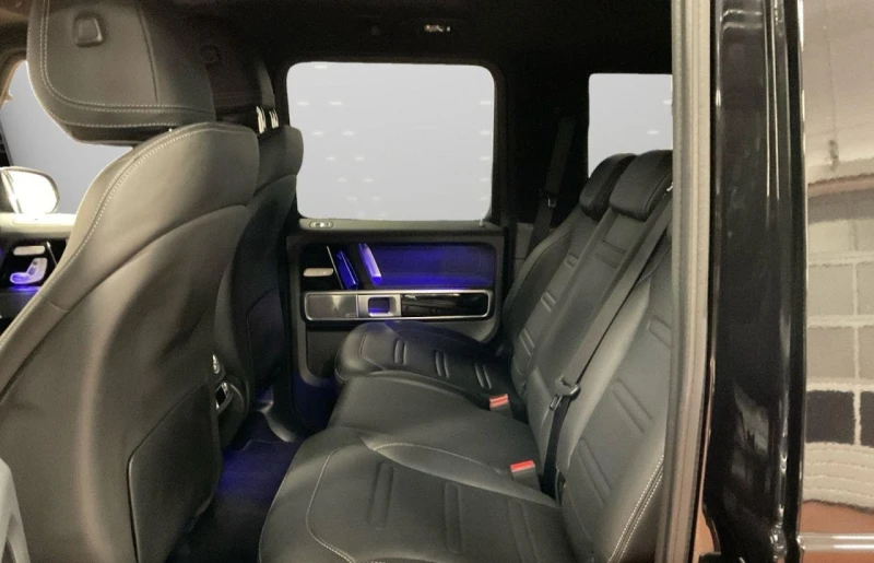 Mercedes-Benz G 450 D 4-MATIC AMG NIGHT-II BURMESTER 3D 360, снимка 11 - Автомобили и джипове - 52337334
