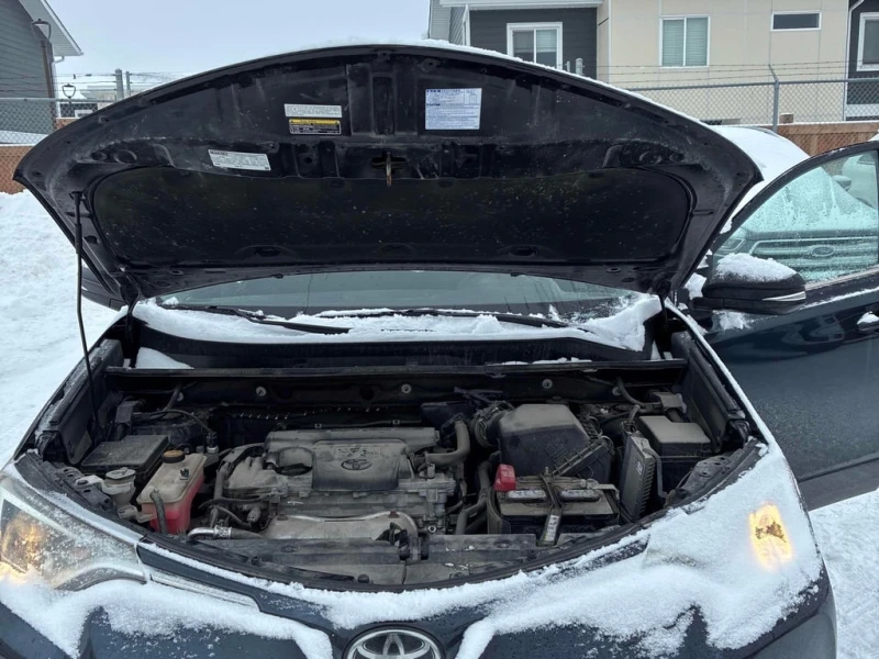 Toyota Rav4 * LE * CARFAX * БЕЗ ПЪРВОНАЧАЛНА ВНОСКА, снимка 10 - Автомобили и джипове - 52940805