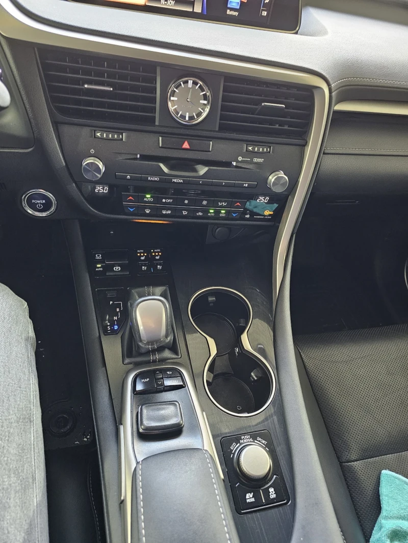 Lexus RX 450h, снимка 9 - Автомобили и джипове - 53361733