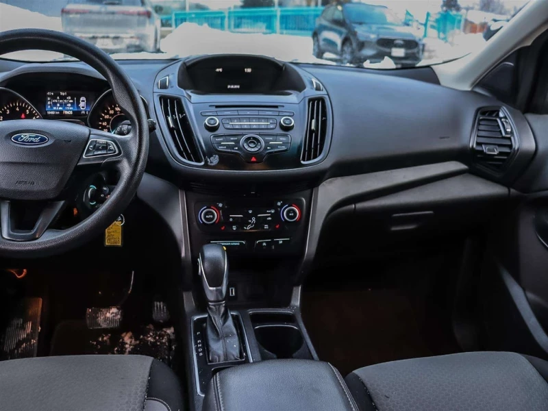 Ford Escape * SE * CARFAX * ЦЕНА ДО БГ, снимка 16 - Автомобили и джипове - 53366001