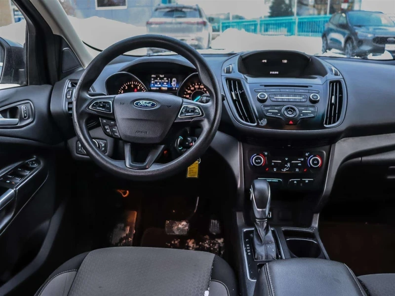 Ford Escape * SE * CARFAX * ЦЕНА ДО БГ, снимка 15 - Автомобили и джипове - 53366001