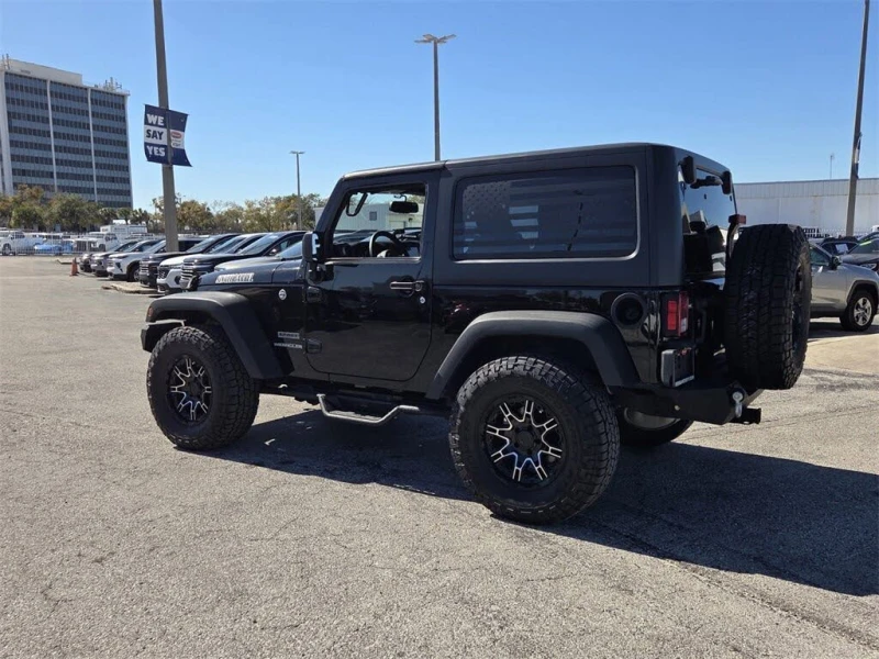 Jeep Wrangler !Sport 4WD!* АвтоКредит* Цена до БГ* , снимка 3 - Автомобили и джипове - 53471557