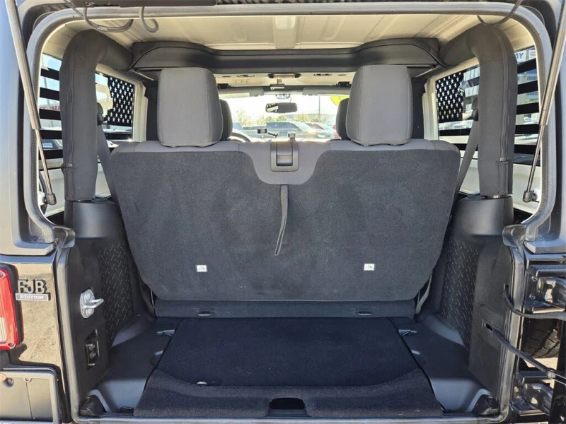 Jeep Wrangler !Sport 4WD!* АвтоКредит* Цена до БГ* , снимка 8 - Автомобили и джипове - 53471557