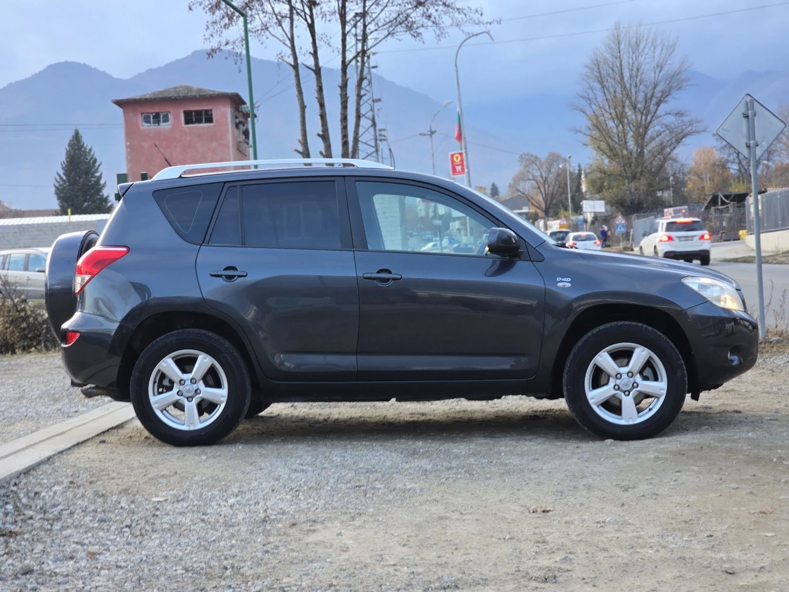 Toyota Rav4 2.2 D4D 4X4 136Hp  - изображение 6