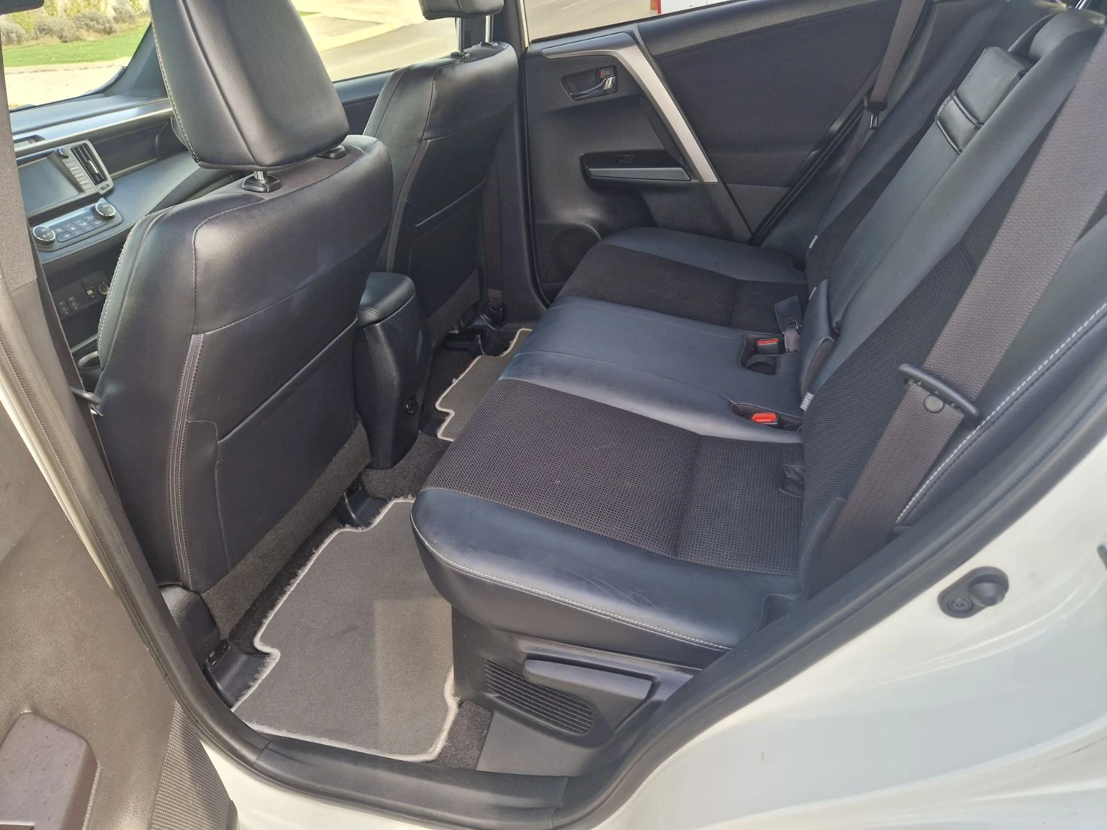 Toyota Rav4 Hybrid Style 44 | Mobile.bg   15